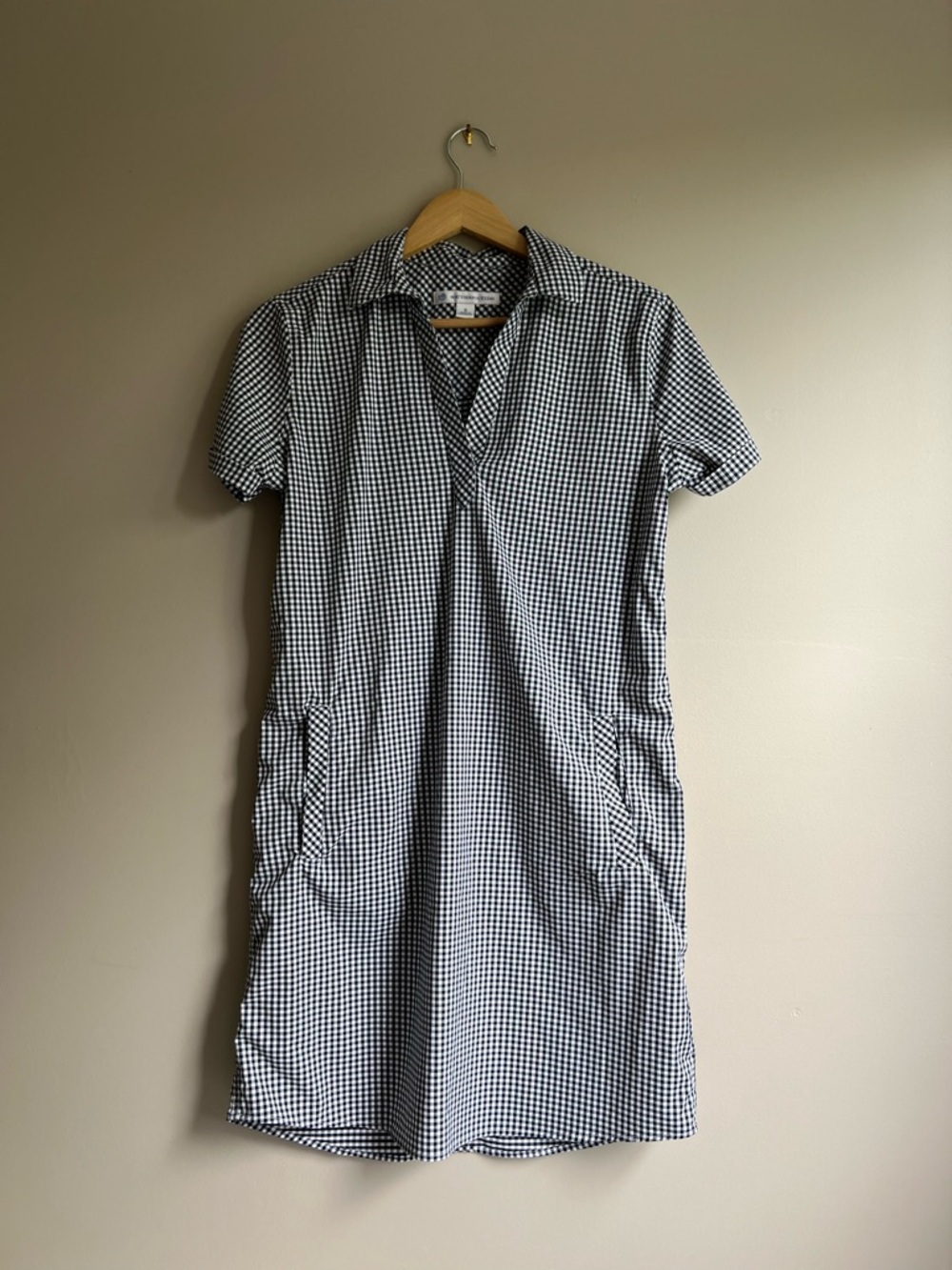 Southern Tide Black and White Gingham Mini Shirt Dress - Quick Dry material
